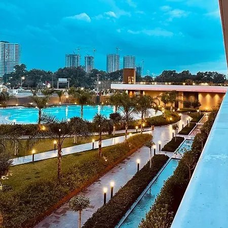 Full Deniz Manzarali Izmir'in Merkezinde Muhtesem Bir Rezidans Apartment Izmir