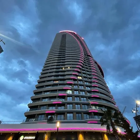 Full Deniz Manzarali Izmir'in Merkezinde Muhtesem Bir Rezidans * Smirne