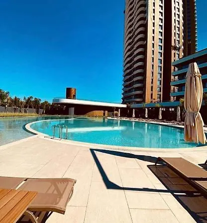 Full Deniz Manzarali Izmir'in Merkezinde Muhtesem Bir Rezidans *